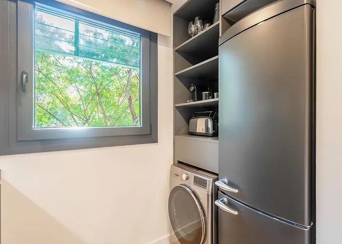 Apartsnoubcn Equador Les Corts *