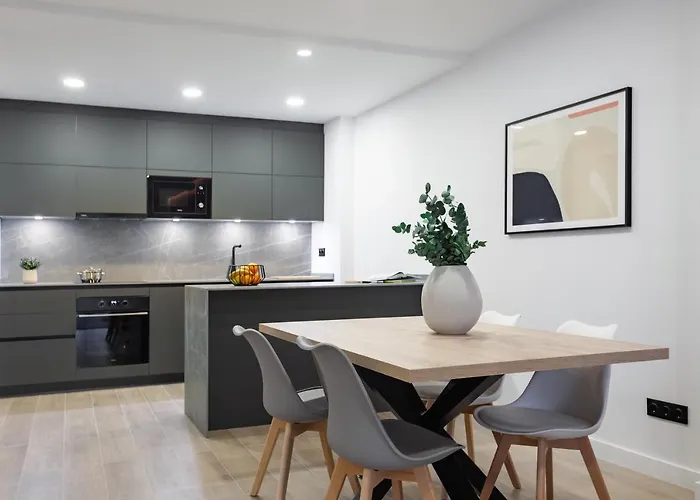 Apartsnoubcn Equador Les Corts