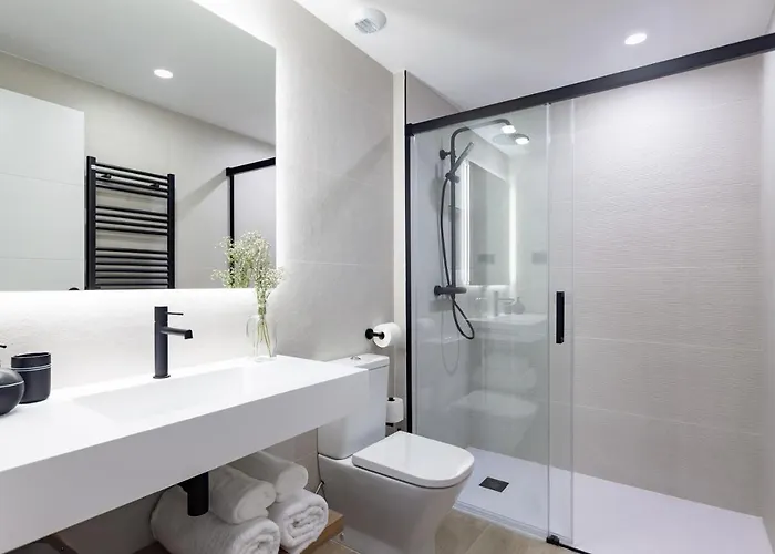 Apartsnoubcn Equador Les Corts * Barcelona