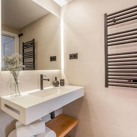 Apartsnoubcn Equador Les Corts Apartment *