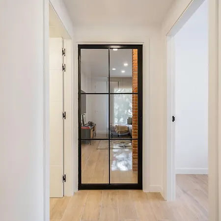 Apartsnoubcn Equador Les Corts Barcelona